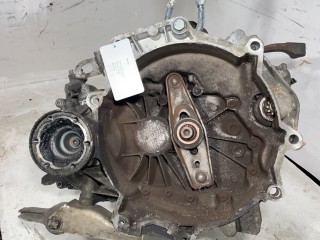 КПП механическая (МКПП) Volkswagen Polo 4 поколение [рестайлинг] 2007, 1.2 л., бензин, МКПП, хетчбэк 5 дв., GSB, JHQ, LVE, GDP, GSB, GEU, JUS, GKS, GKU, GET, GRZ, JHN, FQE, JPU, GRY, FCU