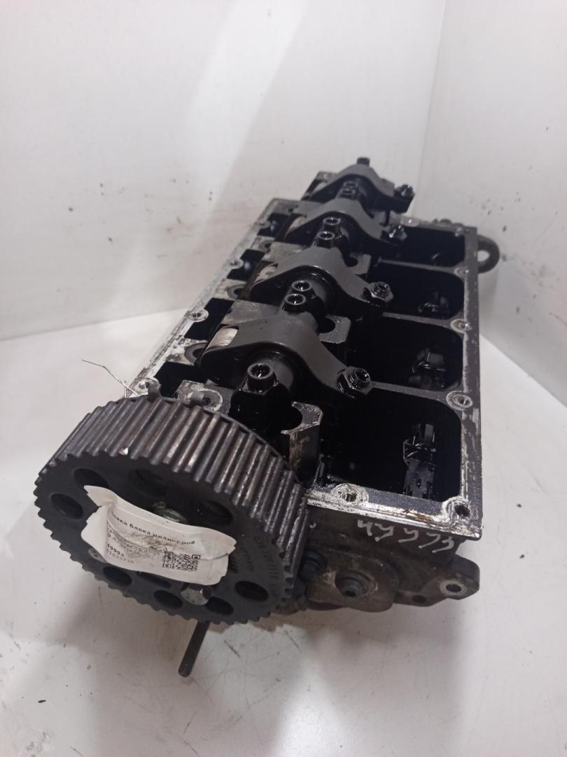 головка блока цилиндров Volkswagen Transporter T5 2006, 1.9 л., дизель, 038103373R - фото №1
