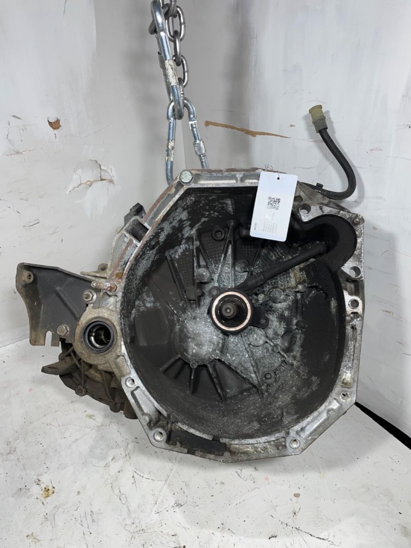 КПП механическая (МКПП) Renault Scenic 3 поколение 2010, 1.5 л., DCi, дизель, МКПП, передний привод, TL4B018 - фото №1