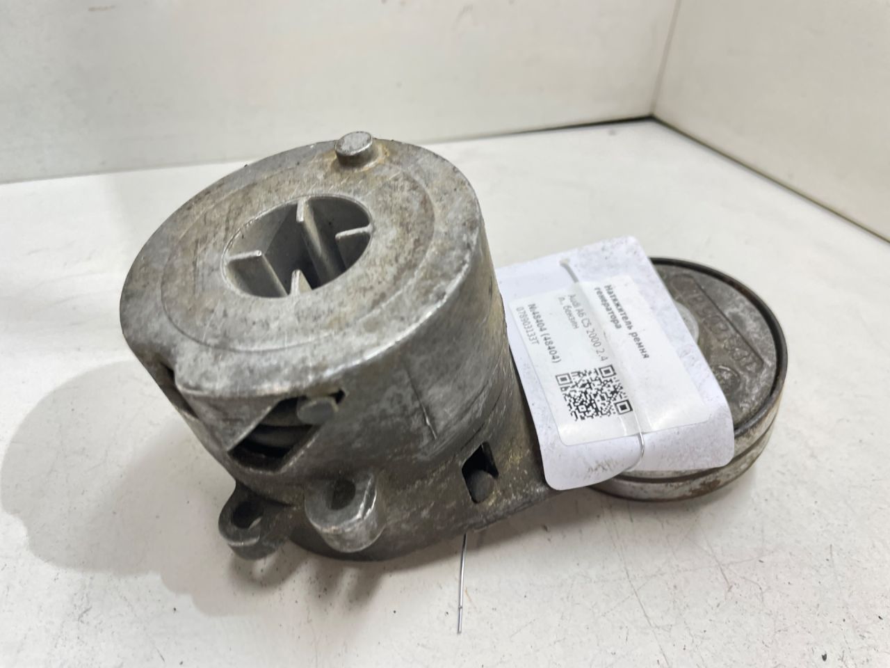 натяжитель Audi A6 4B/C5 2000, 2.4 л., бензин, 078903133T - фото №1