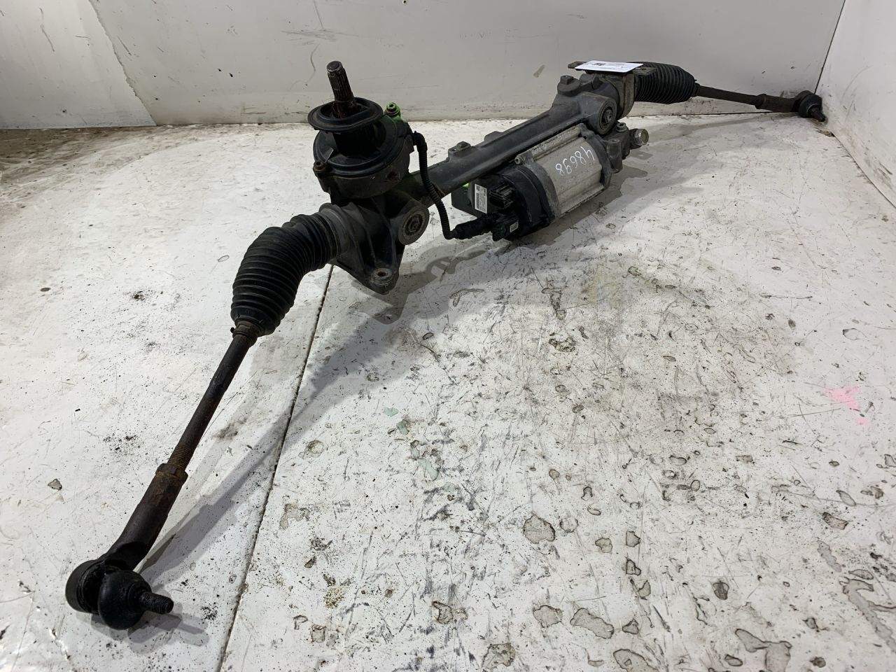 рулевая рейка Volkswagen Passat B6 2007, 1K1909144F, 1K1909144G, 1K1909144J, 1K1909144K, 1K1909144L, 1K1909144M, 1K1909144H, 1K1423051CJ, 3C1423051N, 1K1423051CG, 1K1423051DS, 1K1423051CF, 3C1423051S, 1K1423051EA, 1K1423051CK, 3C1423051T, 1K1423051N, 1K1423051CD, 1K11423051BM, 1K11423051CN, 1K11423051CH, 1K11423051CL, 1K11423051BQ, 1K11423051CM, 3G1423051L, 3C1423051F, 1K1423051BH - фото №1