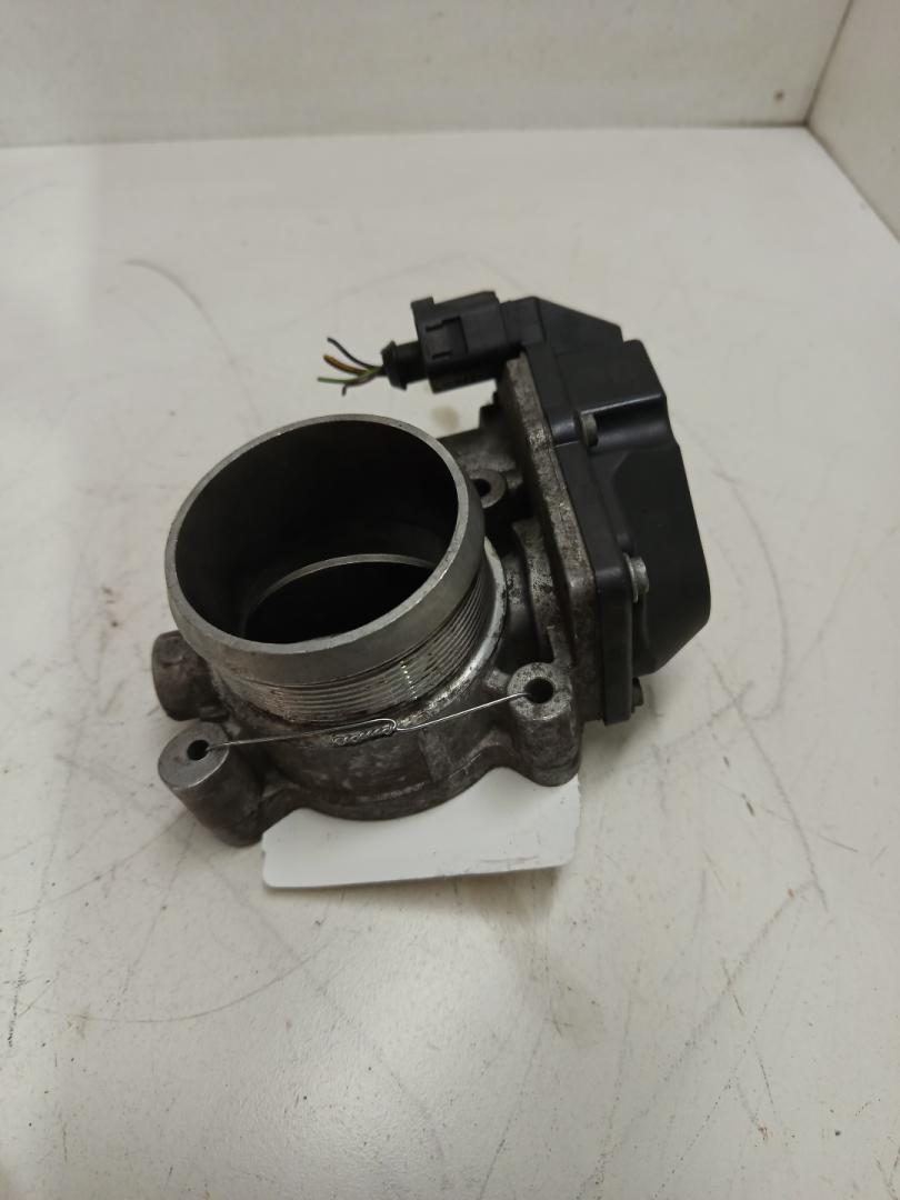 заслонка дроссельная Audi Q7 4L 2008, 3.0 л., дизель, 059145950H - фото №1