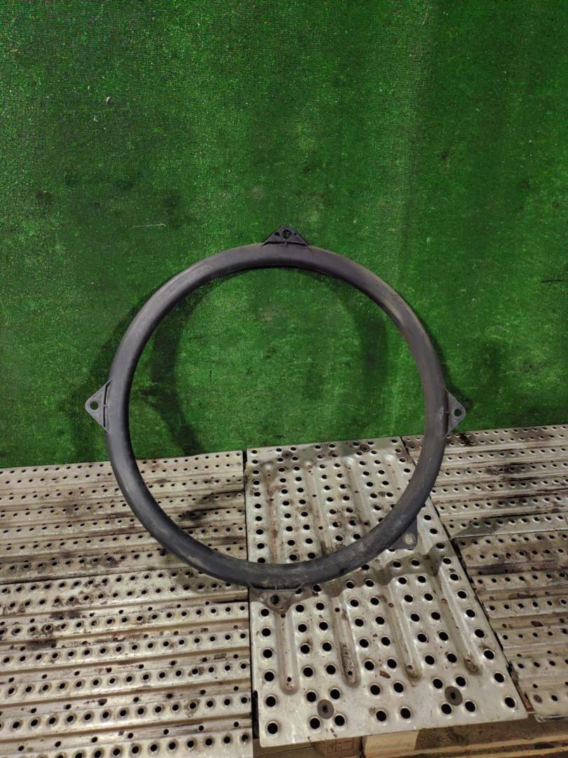 кольцо диффузора вентилятора MAN TGX 1 поколение 2017, 12.4 л., D 2676 LF 52, дизель, АКПП, правый руль, 81066200182 - фото №1