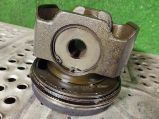 поршень Volvo FH 3 поколение 2012, 12.8 л., D13C460, дизель, АКПП, 21161901