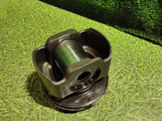 поршень Volvo FH 3 поколение 2014, 12.8 л., D13K460, дизель, МКПП, 22106875