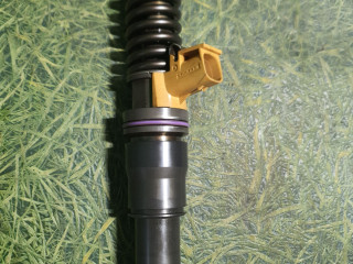 форсунка Volvo FH 3 поколение 2014, 12.8 л., D13K460, дизель, МКПП, 21977909