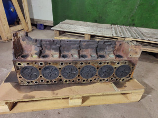 головка блока цилиндров Volvo FM 3 поколение 2015, 10.8 л., D11K410, дизель, АКПП, 21379389, 7421379389