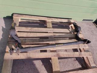 торсион кабины Mercedes-Benz Axor 1 поколение [рестайлинг] 2004, 12.0 л., OM 457.910, дизель, МКПП, 9408901104