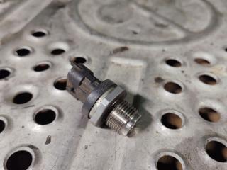 датчик давления топлива MAN TGX 1 поколение 2015, 12.4 л., D 2676 LF 26, дизель, МКПП, 0281002930, 51274210233