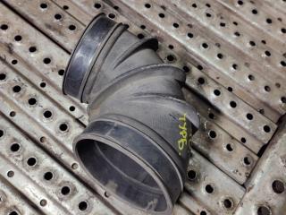 патрубок воздушного фильтра Renault T-Series 1 поколение 2014, дизель, АКПП, 21288834