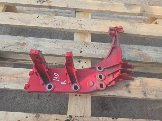 кронштейн подножки переднего бампера правый DAF XF 106 1 поколение 2017, дизель, АКПП, правый руль, 2035146