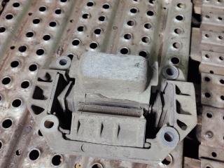 подушка крепления КПП Scania 5-Series 2011, 15.6 л., DC 16.19, дизель, АКПП, 1782203