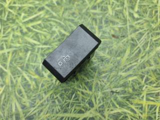 кнопка (выключатель) DAF XF 106 1 поколение 2017, дизель, АКПП, правый руль, 2141432