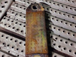 теплообменник масляного фильтра Volvo FH 2 поколение 2003, 12.1 л., D12D460, дизель, МКПП, 8130186