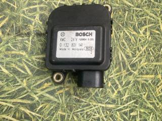 моторчик заслонки печки IVECO Stralis 2 поколение 2009, дизель, МКПП, 0132801141