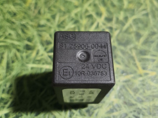 реле (прочие) MAN TGX 1 поколение 2017, 12.4 л., D 2676 LF 52, дизель, АКПП, правый руль, 81259060044