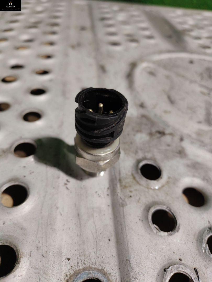 датчик давления топлива Volvo FM 2 поколение 2011, 10.8 л., D11C450, дизель, АКПП, 21302639 - фото №1