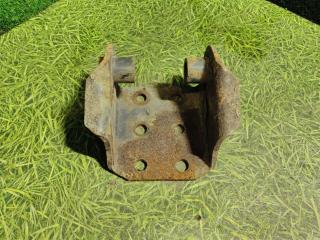 крепление амортизатора MAN TGA 1 поколение 2008, 10.5 л., D 2066 LF 36, дизель, МКПП, 81437405358