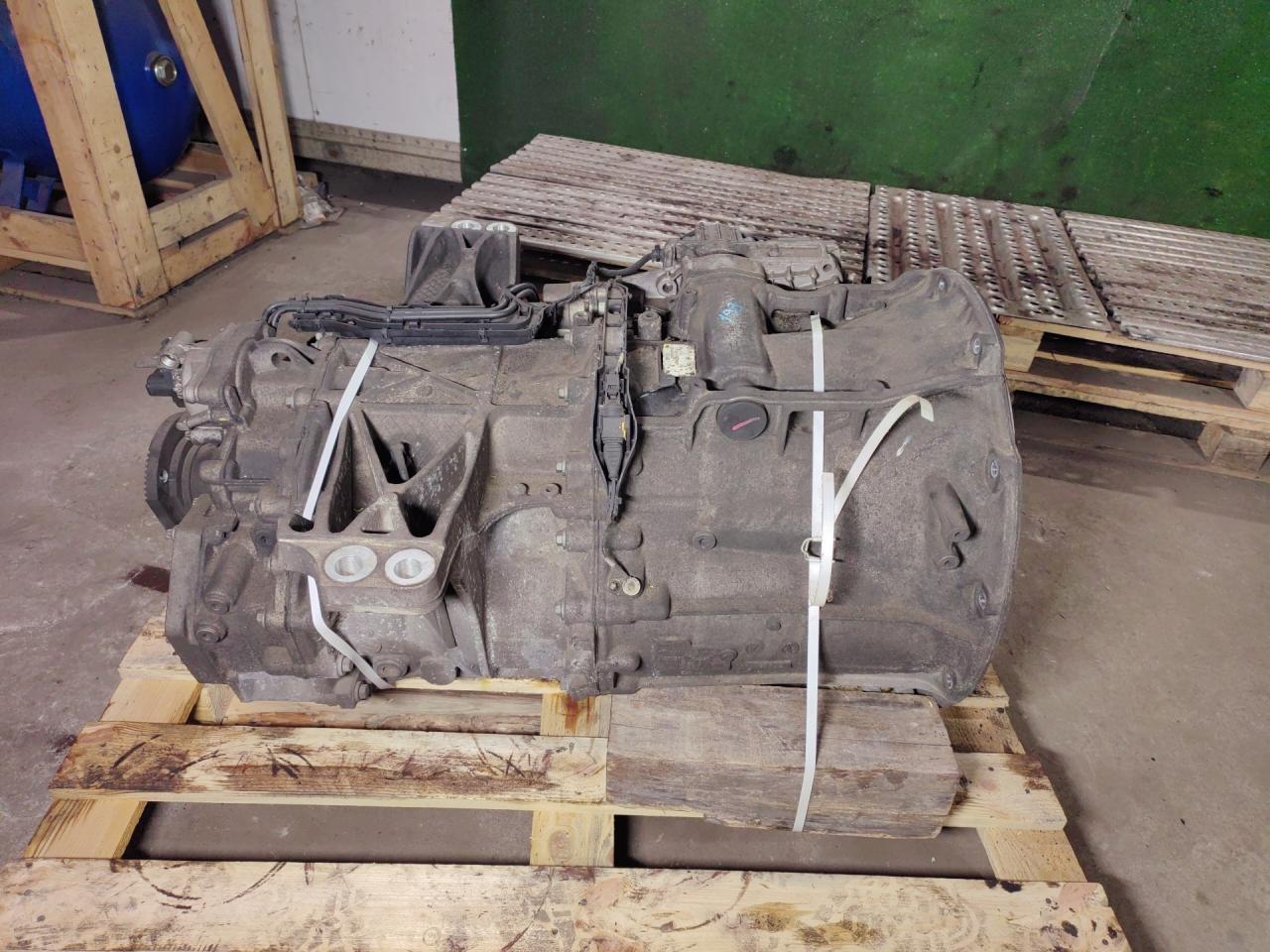 КПП автоматическая (АКПП) Mercedes-Benz, дизель, правый руль, 0012603600, G21112, 9602610801 - фото №1