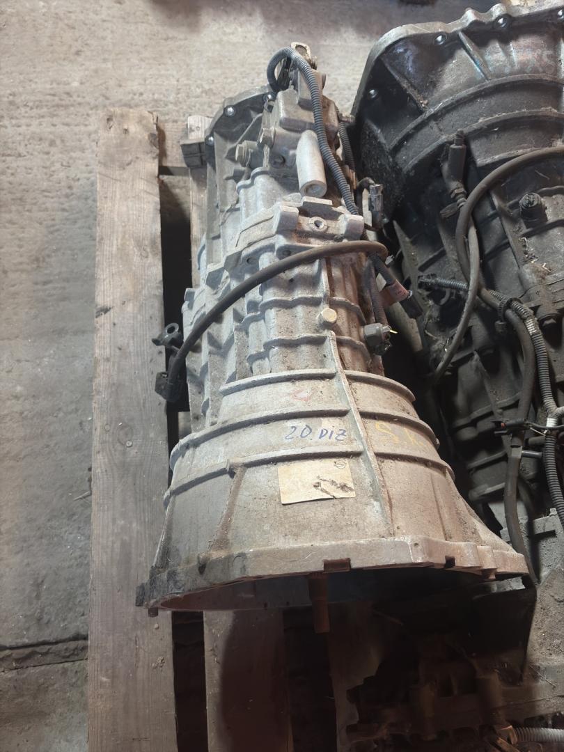 КПП механическая (МКПП) SsangYong Kyron 1 поколение (2005 - 2007), дизель, МКПП - фото №1