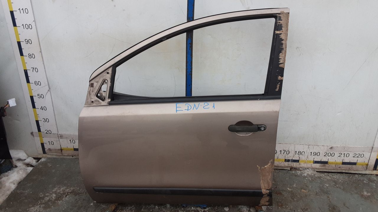 дверь передняя левая Nissan Note E11 2009, хетчбэк 5 дв., H0101-9U0M0, H0101-9U0M0 - фото №1