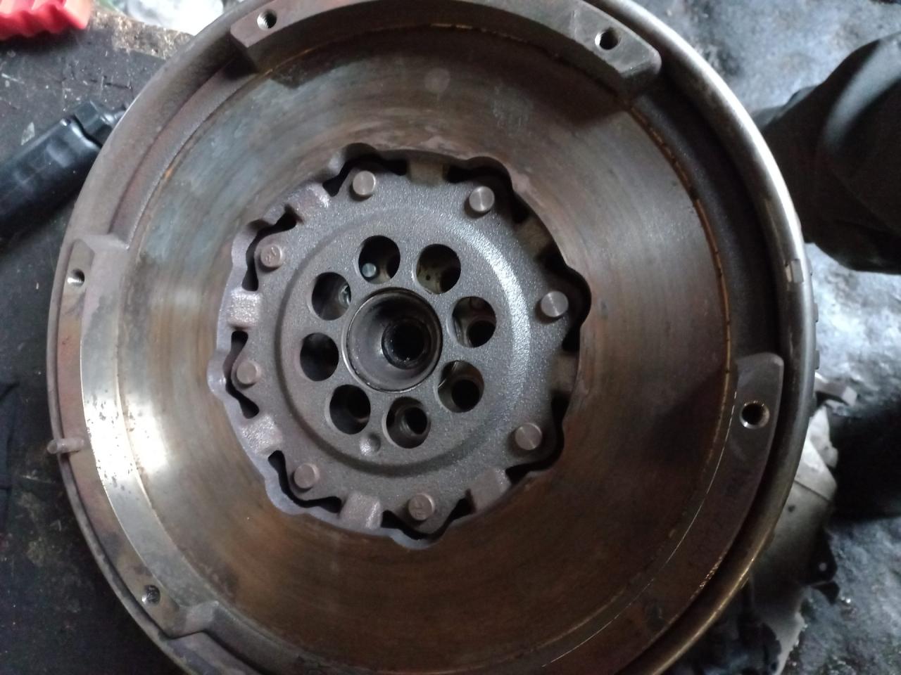 маховик Kia Sorento 1 поколение 2005, 2.5 л., CRDi, D4CB, дизель, 5МКПП, D4CB - фото №1