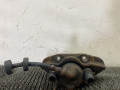 суппорт передний правый Volkswagen Polo 2 поколение 1990, 1.3 л., бензин, МКПП, синий, хетчбэк 3 дв., передний привод - фото №2