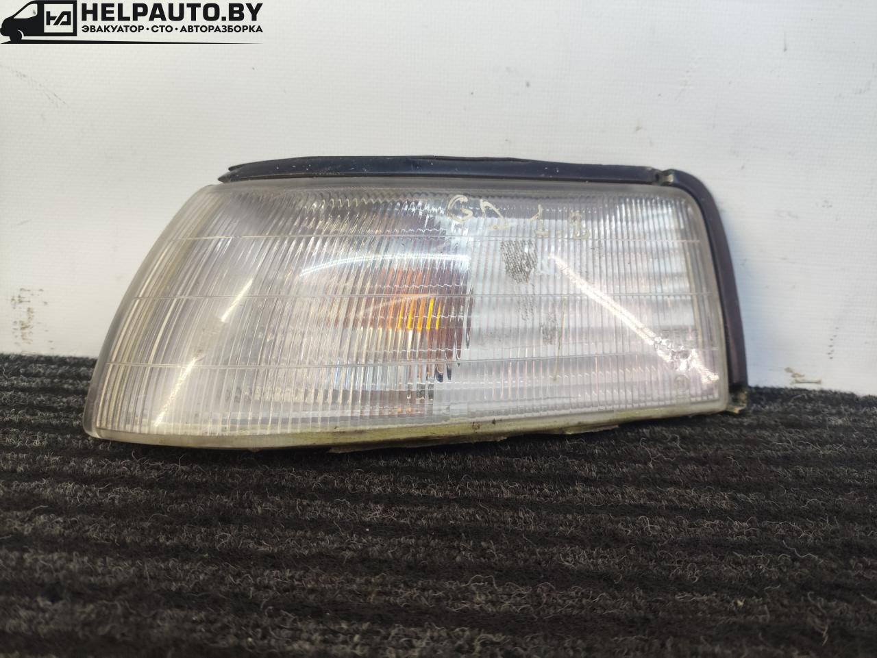 поворотник левый Mazda 626 3 поколение GD 1992, 1.8 л., бензин, МКПП, синий, седан, 082161529LF - фото №1