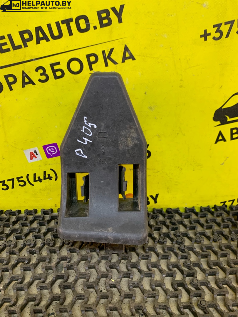 панель заднего правого фонаря Peugeot 405 1 поколение 1992, 1.6 л., BDY (XU5M2Z), бензин, МКПП, синий, седан, передний привод - фото №1