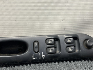 блок управления стеклоподъемниками Renault Laguna 1 поколение [рестайлинг] 2000, 2.0 л., F4R 760, бензин, МКПП, светло бирюзовый, хетчбэк 5 дв., передний привод, 7700417090