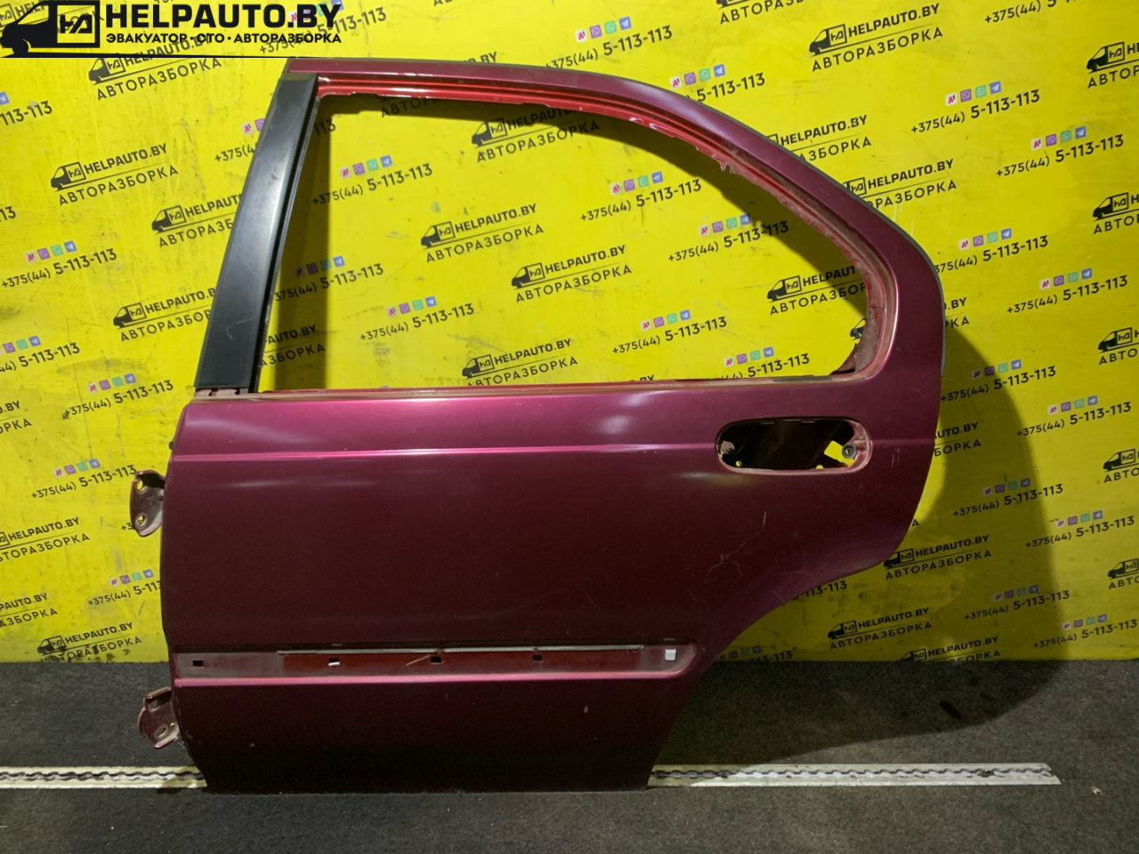 дверь задняя левая Rover 400 Series 2 поколение 1998, 1.6 л., бензин, МКПП, бордовый, седан, передний привод - фото №1