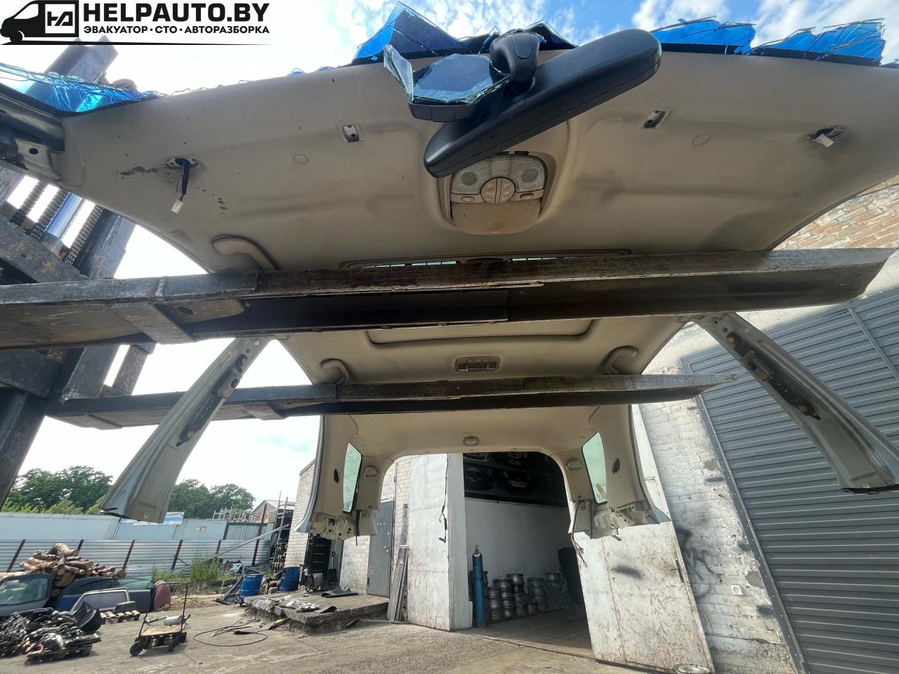 потолок Kia Sorento 1 поколение 2006, 2.5 л., D4CB, дизель, АКПП, серый, внедорожник 5 дв., полный подключаемый привод - фото №1