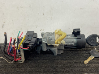 замок зажигания Plymouth Voyager 3 поколение 1998, 2.4 л., бензин, АКПП, зелёный, минивэн, передний привод