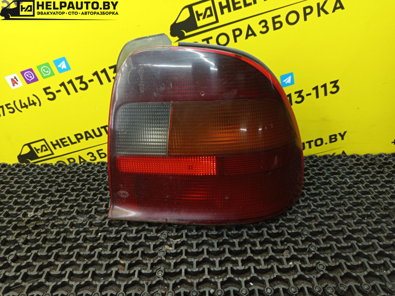 фонарь задний правый Rover 600 Series 1 поколение 1997, 2.0 л., дизель, МКПП, синий, седан, передний привод - фото №1