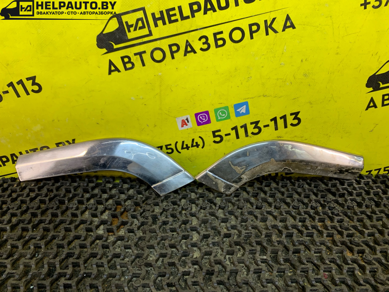 молдинг переднего бампера Peugeot 605 1 поколение 1994, 2.0 л., бензин, МКПП, седан - фото №1
