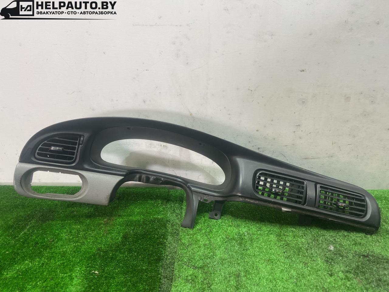 рамка панели приборов Ford Taurus 4 поколение 2001, 3.0 л., бензин, АКПП, белый, седан, передний привод, YF12-54044D70-B - фото №1