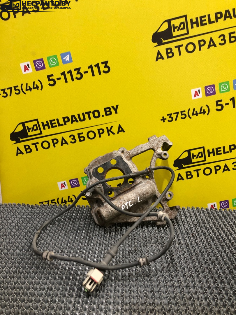 кулак задний левый Chrysler PT Cruiser 1 поколение 2002, 2.0 л., ECC, бензин, АКПП, черный, хетчбэк 5 дв. - фото №1