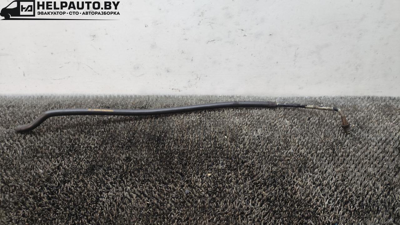 трубка гидроусилителя Volkswagen Passat B3 1991, 1.8 л., бензин, МКПП, белый, седан, передний привод - фото №1