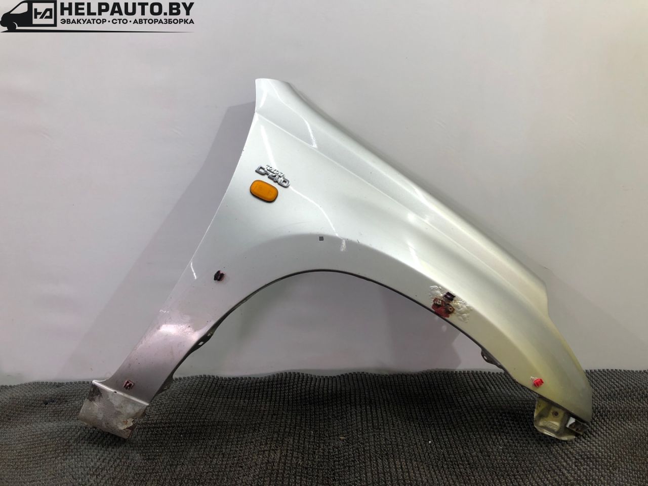 крыло переднее правое Toyota RAV4 2 поколение (XA20) 2002, 2.0 л., дизель, МКПП, серебристый, седан - фото №1