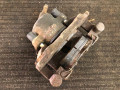 суппорт передний правый Volvo S70 1 поколение 2000, 2.5 л., D 5252 T, дизель, МКПП, черный, седан, передний привод - фото №6