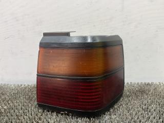 фонарь задний правый Volkswagen Passat B3 1991, 1.8 л., бензин, МКПП, белый, седан, передний привод, 357945112