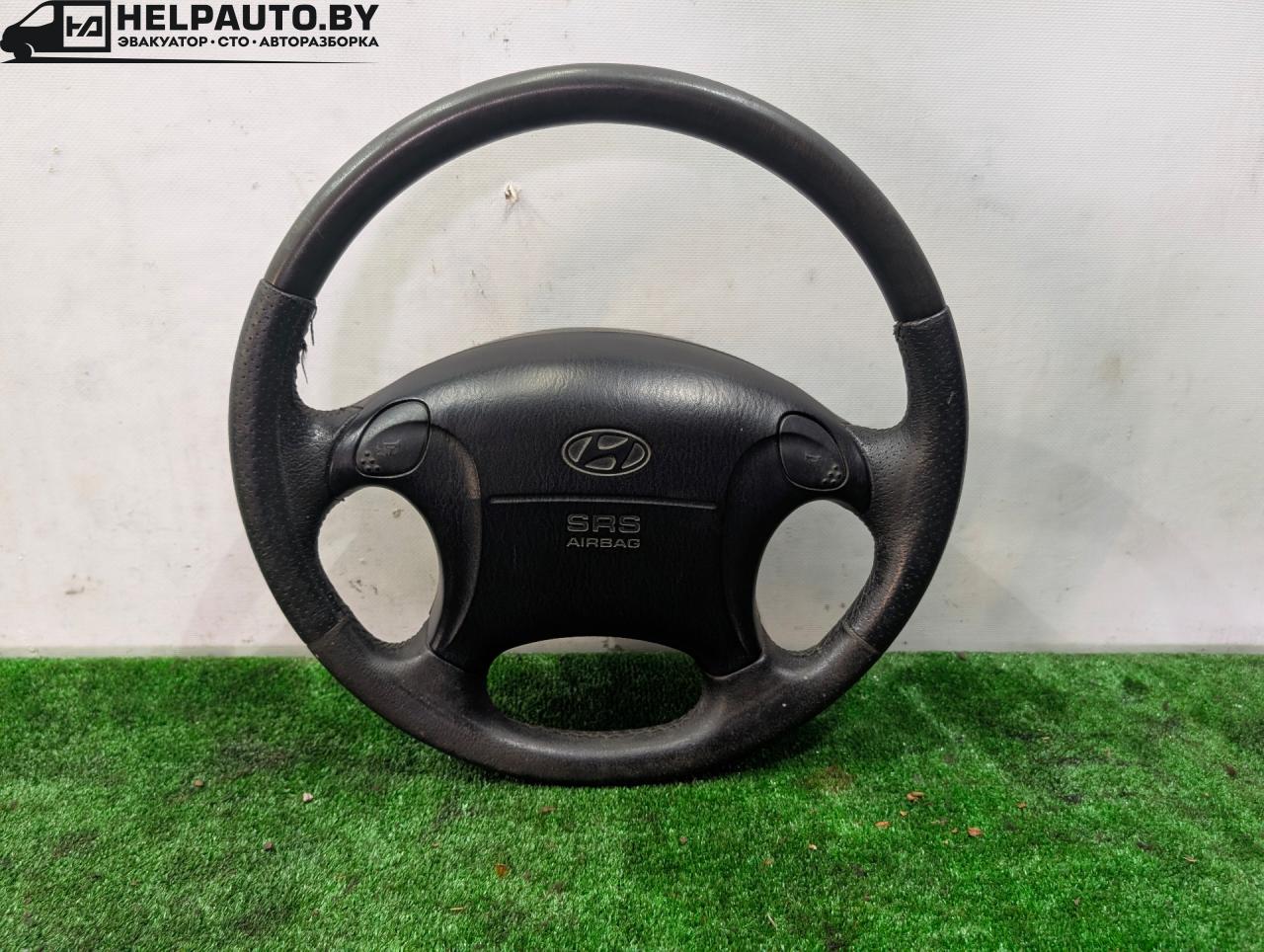 подушка безопасности водителя Hyundai Coupe RD 1997, 2.0 л., бензин, МКПП, серебристый, купе, передний привод - фото №1