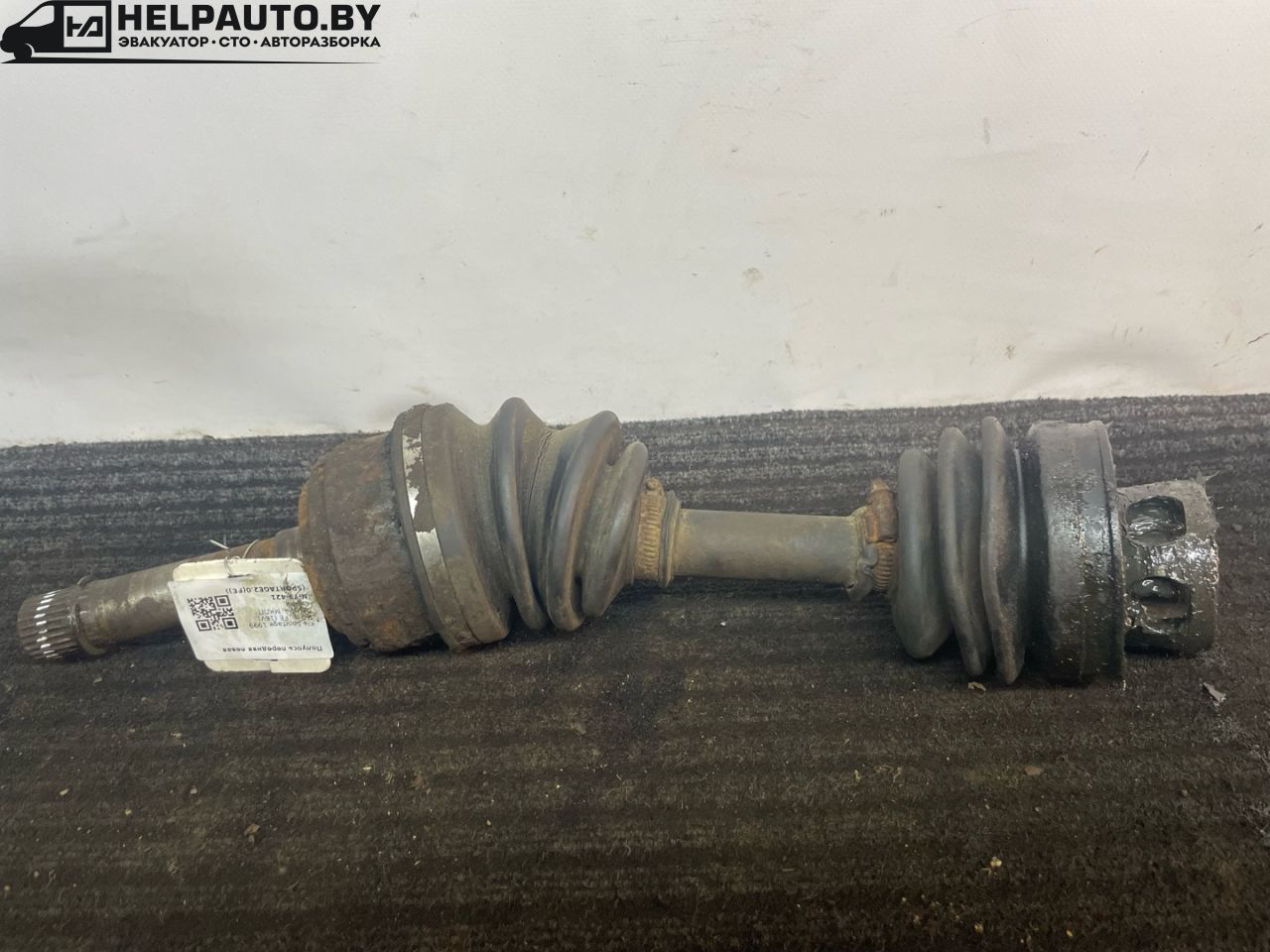 полуось передняя левая (приводной вал, ШРУС) Kia Sportage 1 поколение 1999, 2.0 л., FE (16V), бензин, МКПП, синий, внедорожник 5 дв., полный подключаемый привод - фото №1