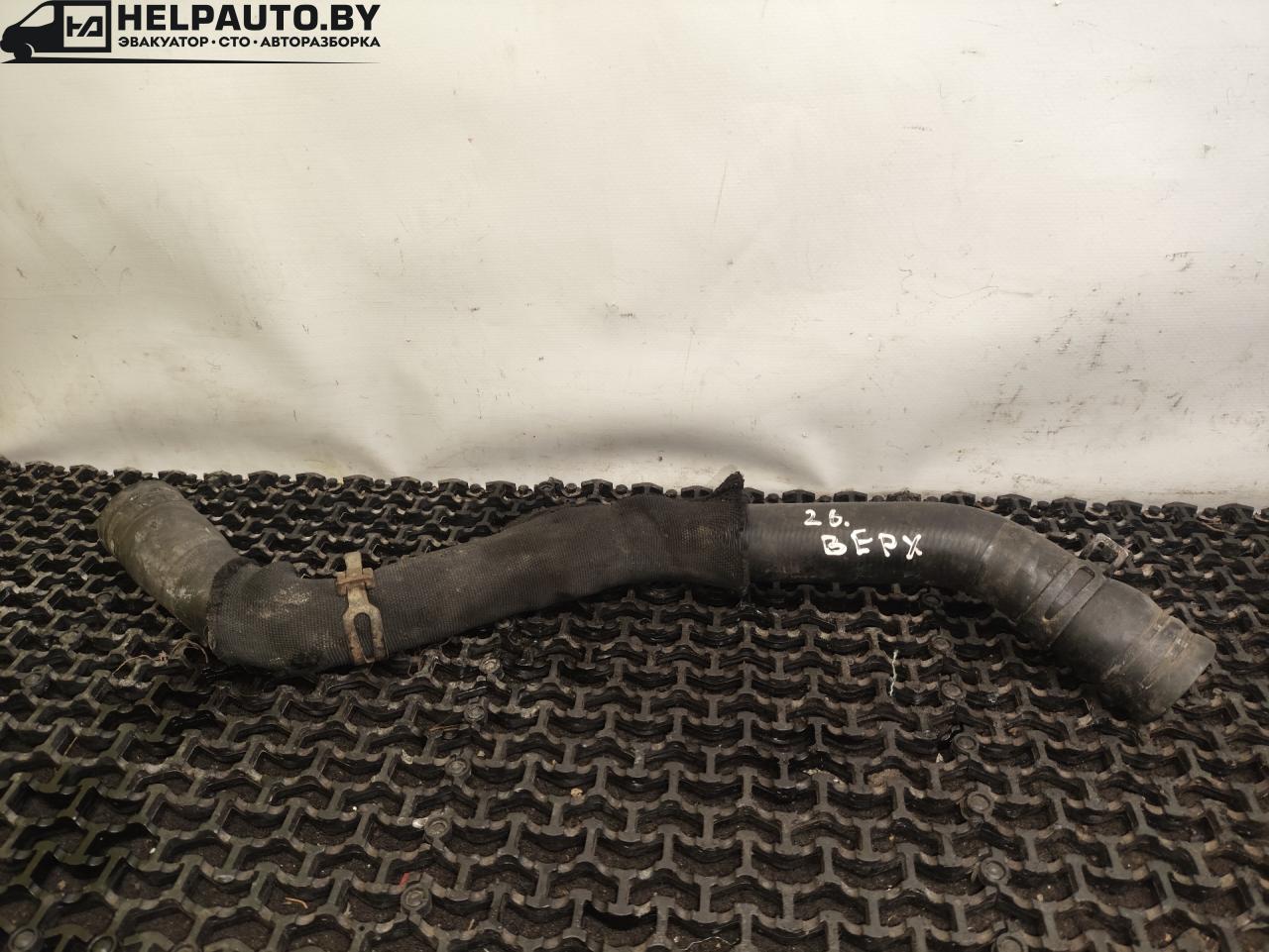 патрубок радиатора Renault Scenic 1 поколение 1997, 1.9 л., F8Q 786, дизель, МКПП, серый, передний привод - фото №1