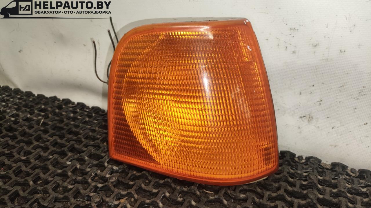 поворотник левый Audi 100 С3 1986, 1.8 л., бензин, МКПП, белый, универсал, передний привод, 08-441-1506RF - фото №1