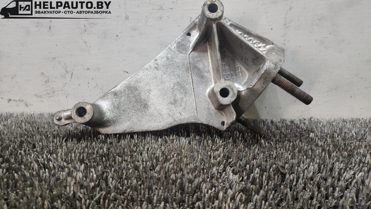 кронштейн двигателя Iran Khodro Samand 1 поколение 2005, 1.8 л., бензин, 5МКПП, серебристый, седан, передний привод, 9610235880 - фото №1