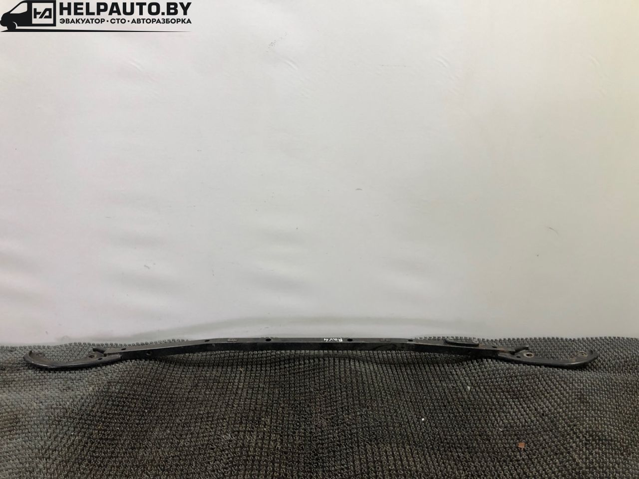 распорка стоек Toyota RAV4 2 поколение (XA20) 2002, 2.0 л., дизель, МКПП, серебристый, седан - фото №1