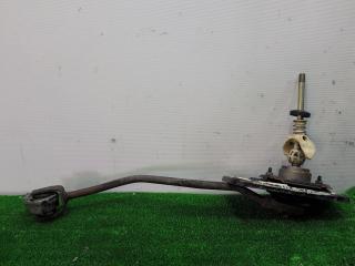 кулиса Audi 80 B3 1990, 1.6 л., PP, бензин, МКПП, оранжевый, седан, передний привод