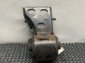 подушка крепления двигателя Mazda 626 3 поколение GD (1987 - 1992), 2.0 л., бензин, МКПП, желтый, седан, передний привод - фото №5