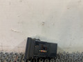 кнопка аварийной сигнализации Nissan Bluebird T12/T72 1987, 2.0 л., бензин, МКПП, бордовый, хетчбэк 5 дв., передний привод - фото №2